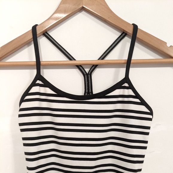 Lululemon Power Y Tank *Luon Light Twin Stripe Black/Black 4 - Picture 11 of 16